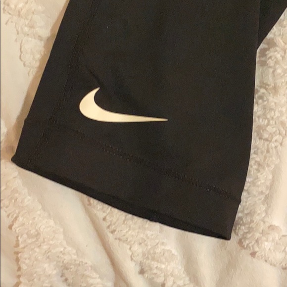 nike dry fit cropped leggings - Picture 4 of 5
